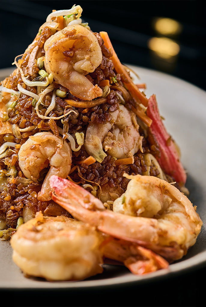 Pad Thai vs. Meshi: diferencias, sabores y técnicas